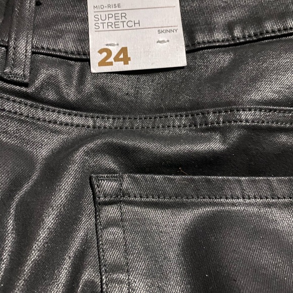 NWT Lane Bryant plus size 24 ruffle hem black jean - Picture 8 of 9